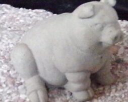 Pig - Baby (Sitting)