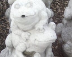Frogs - Fountain Piece (3 Frogs)