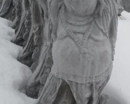 Buddha Laughing - Hands Up