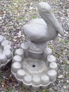 pelican planter 18 inches