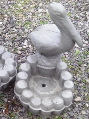 pelican planter 18 inches