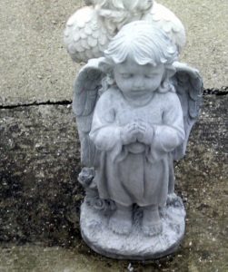 18 inch praying angel