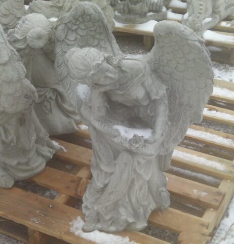 angel elbow on wing