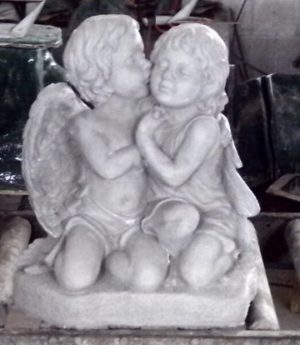 kissing angels