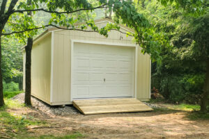 PaleBeigeGarage_GoldStar-1400x933