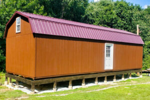 RedLoftedCabin_GoldSrtarBuildings-1536x1024