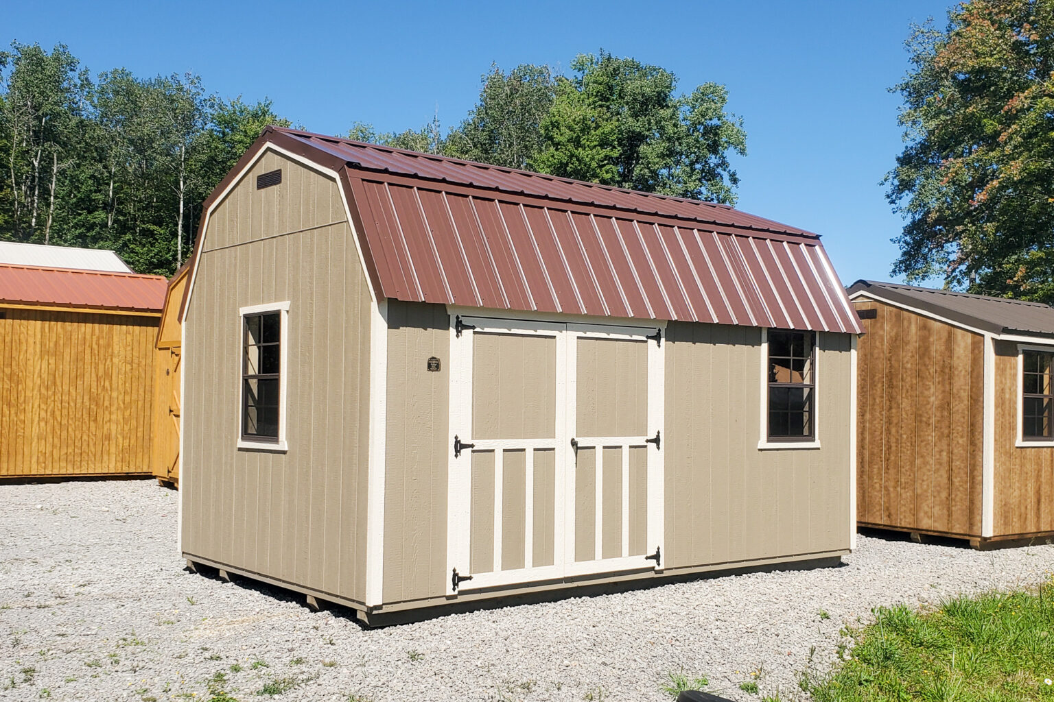 TanBrownLoftedBarn_GoldStar-1536x1024