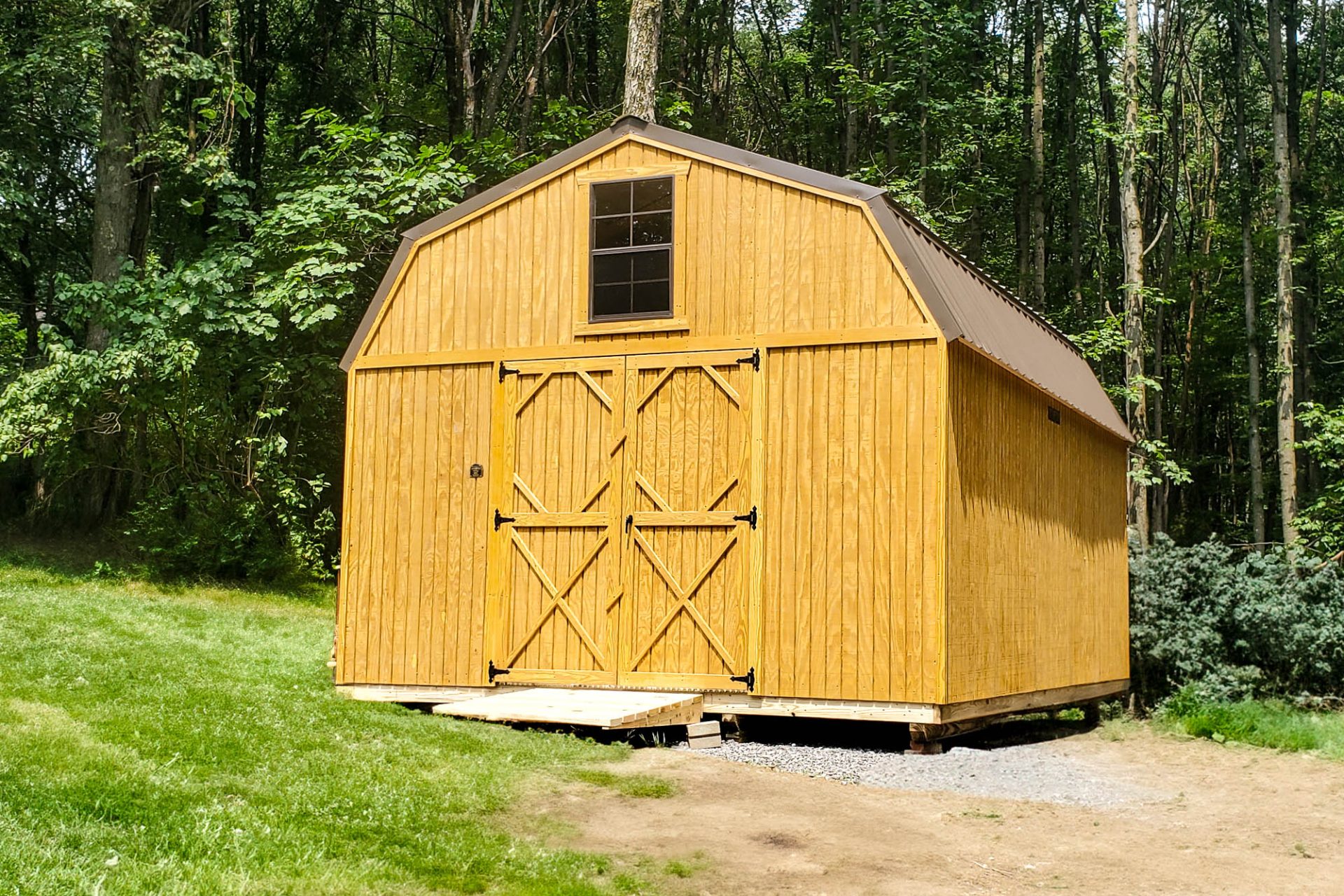 goldstar-wood-lofted-barn-in-woods-1920x1280-1