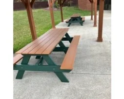 8’ Long Picnic Table