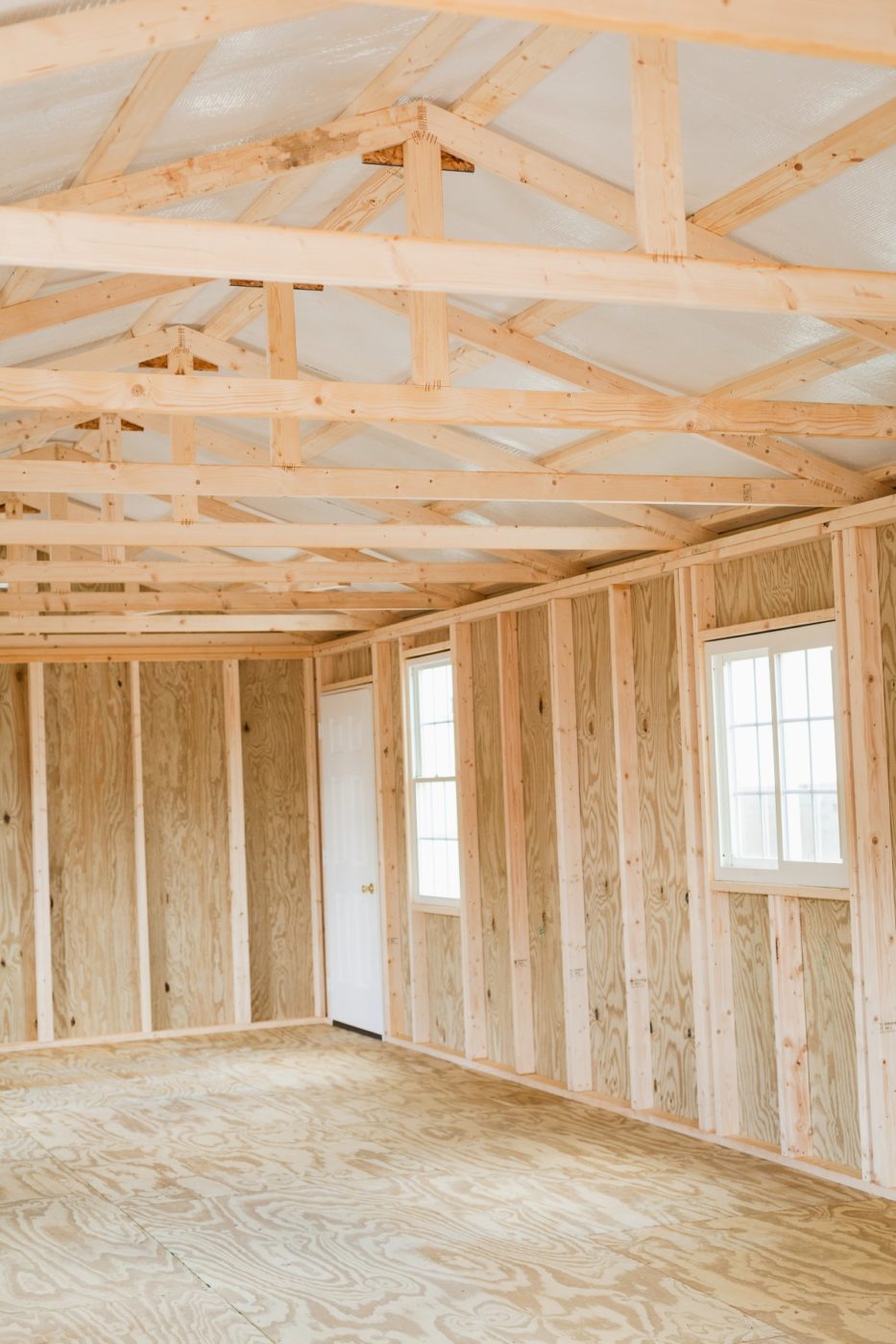 prefab_cabins_interior-butler-pa-933x1400