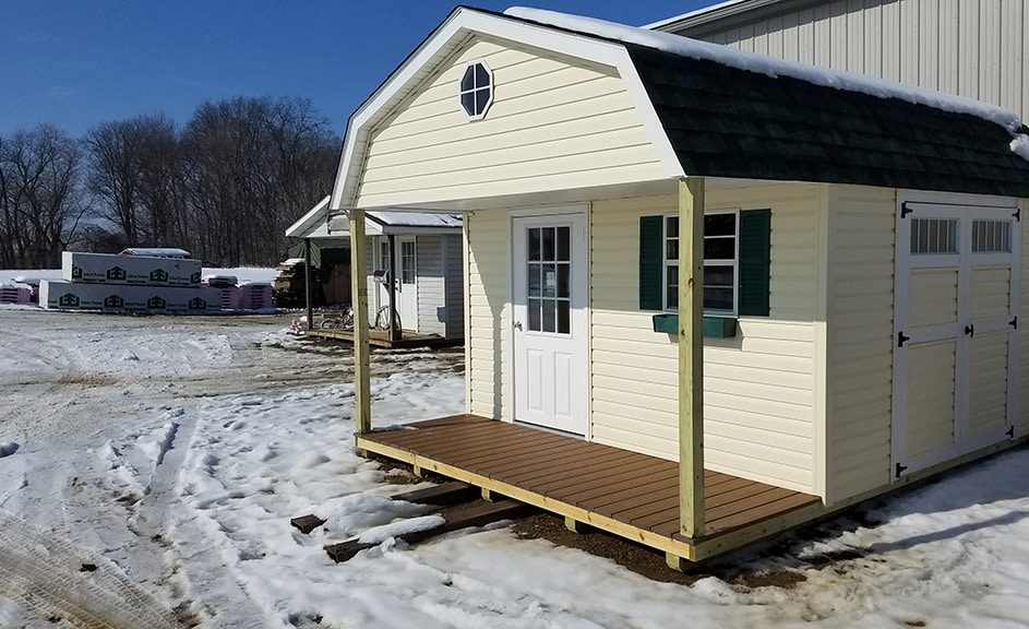 vinyl-siding-storage-building-cabin-style-northwest-pa-943x576-1